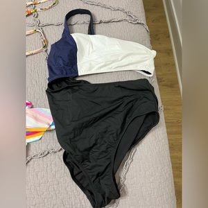 One piece bathing suit with cut out